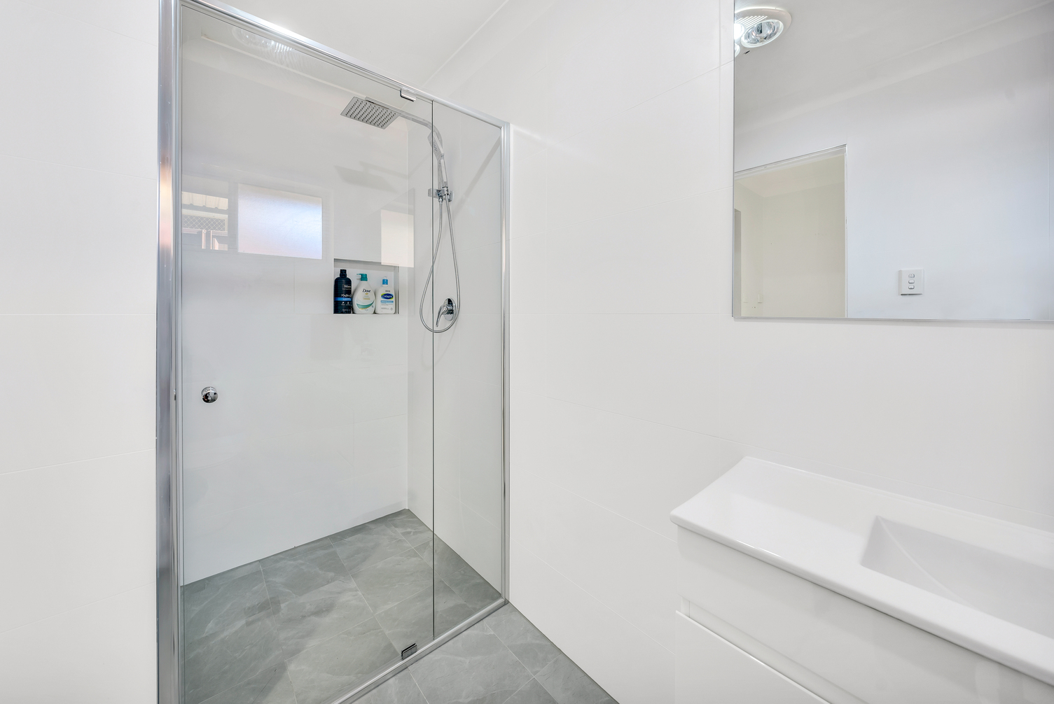 bathroom renovator sydney