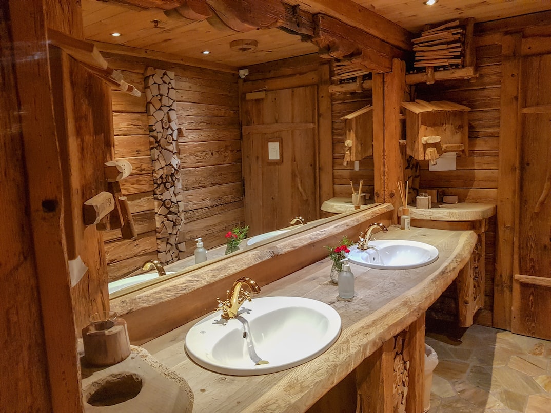 The Latest Bathroom Renovation Trends